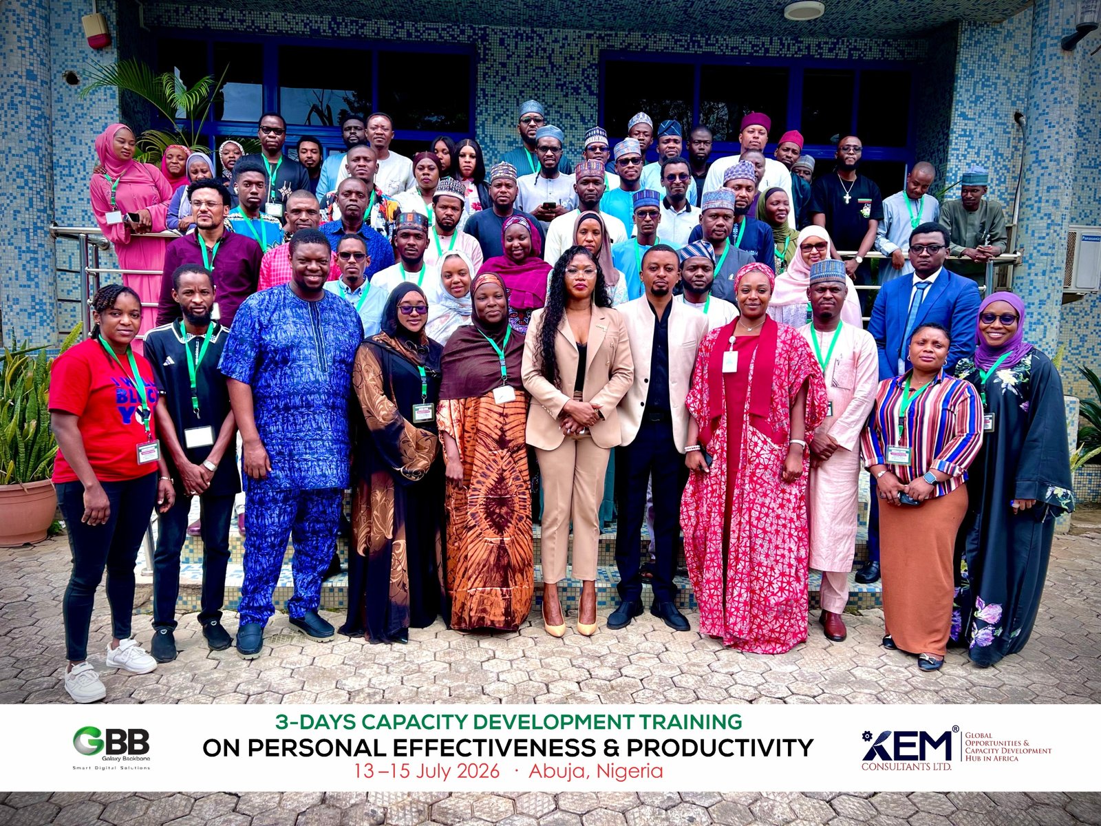 Group photo of all participants